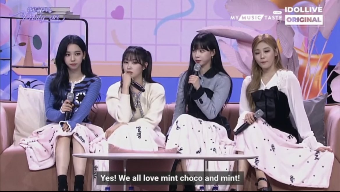 ujiminphoria's tweet photo. All of aespa member love mint choco https://t.co/FeCp2U9zuF