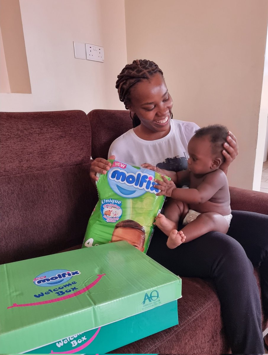 LuckyMbabazi's tweet photo. Baby sitter for hire. I charge per hr and only use molfix diapers.🤗
#molfixuganda https://t.co/K1gzkypO3P