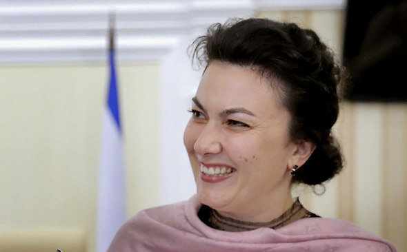 Новосельскую арестовали на два месяца по делу о 25-миллионной взятке monavista.ru/article/169471/

Министра культуры Крыма, обвиняемую в получении взятки в размере 25 миллионов рублей, арестовали н..
