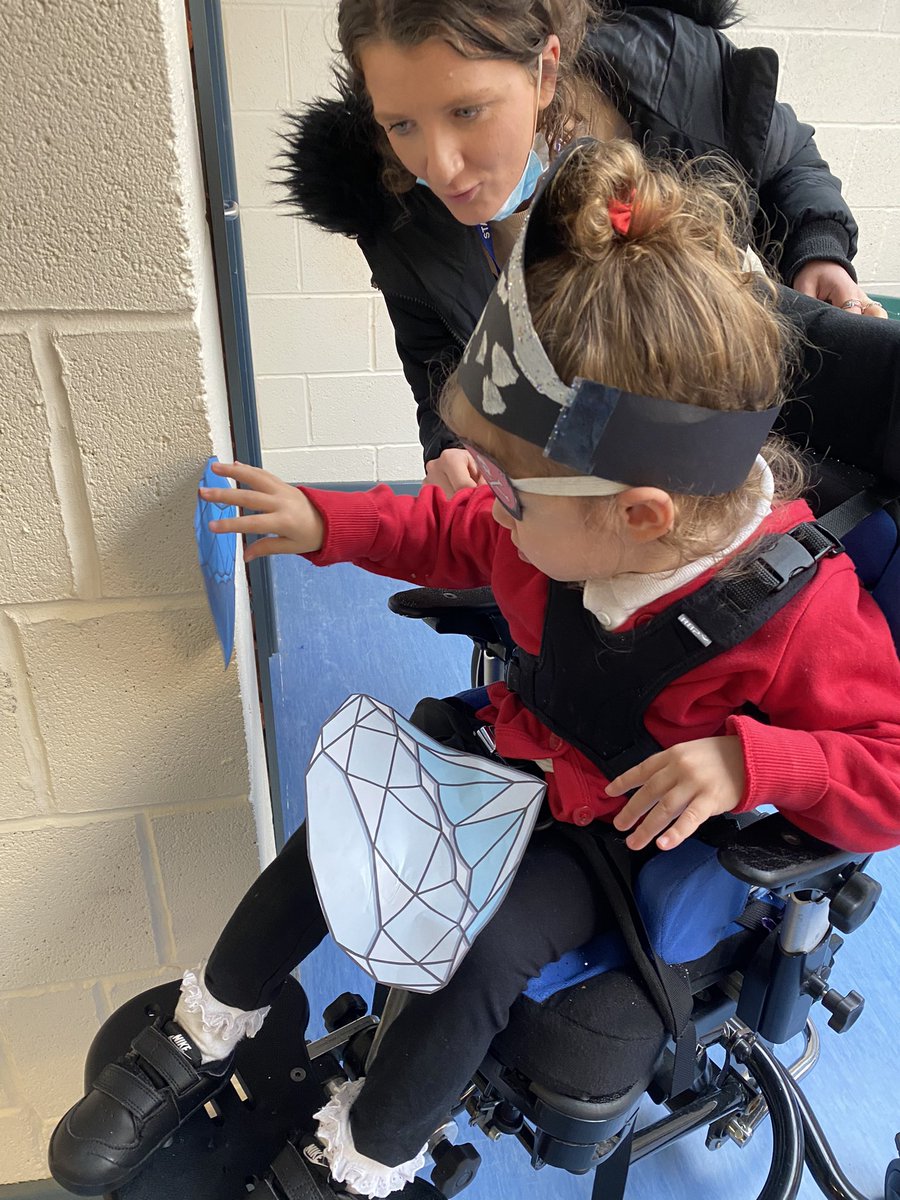 GreenFoldSchool's tweet photo. The super pirate treasure hunters from the #HighNeedsBase were busy investigating the Orchards Lower Site building this week ..... we are glad you found lots of sparkly gems !! ๐ #OurFederation #Inclusion https://t.co/2UAJMAfDsP