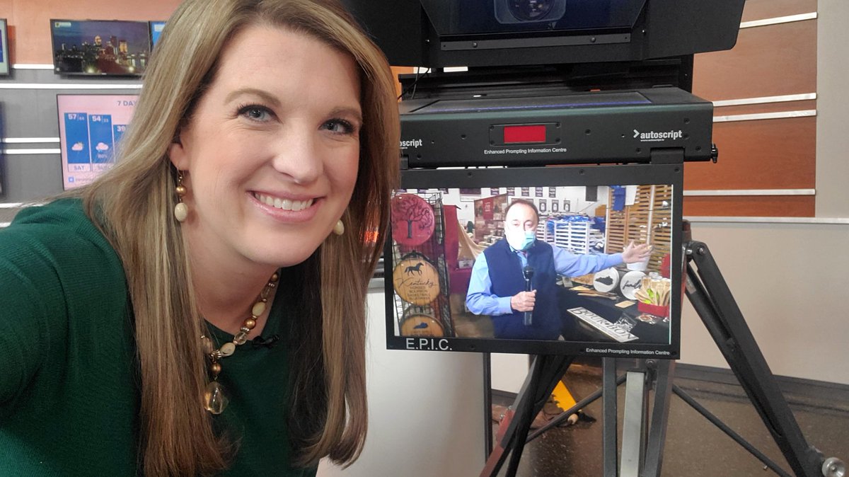 WHAS11Hasch's tweet image. Hanging out with this guy today... we're back at 9 with more #wakeup11. 🙂