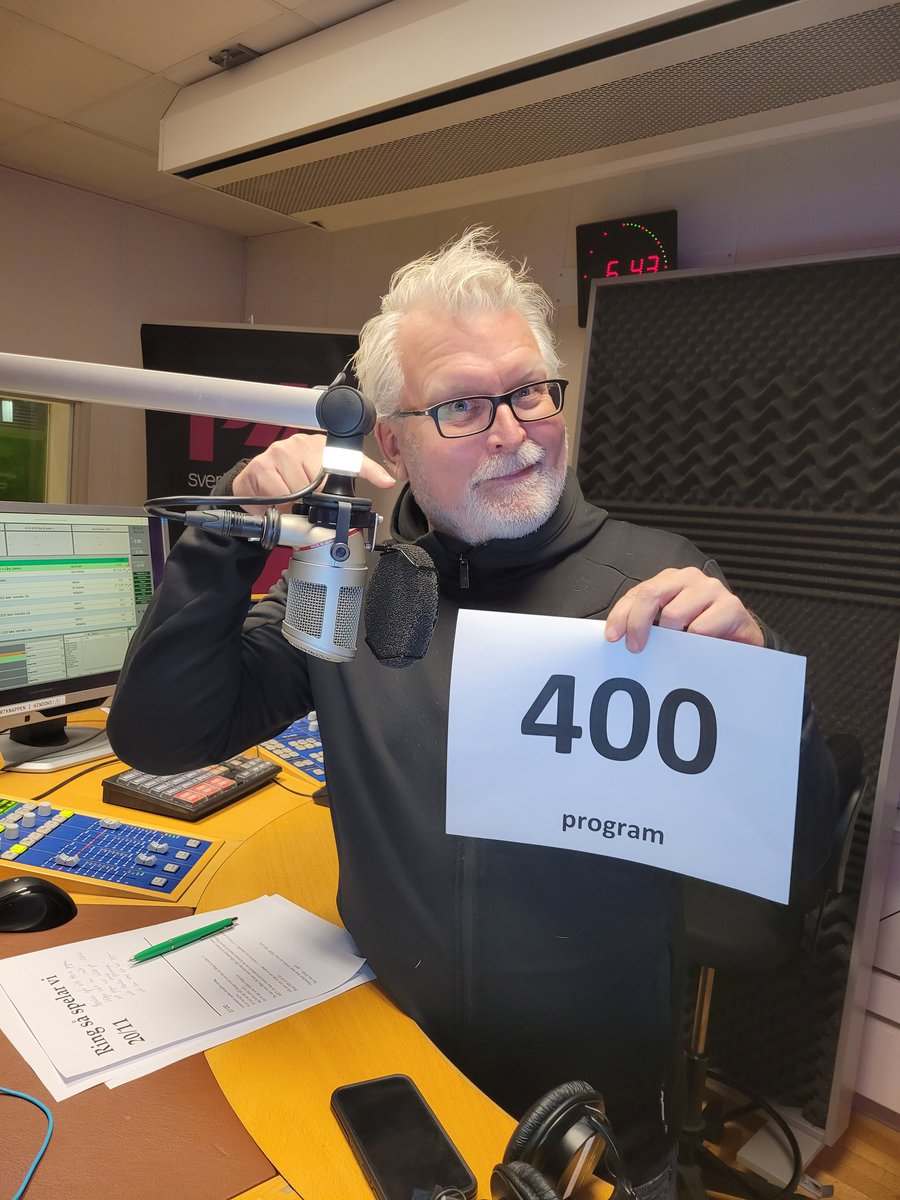 SRBengtsson's tweet photo. Som producent för ett av radions mest avlyssnade program passerades denna morgon en liten milstolpe. 500? Nä, sannolikt inte. #ringsåspelarvi #srp4 https://t.co/fOoqrdKSij