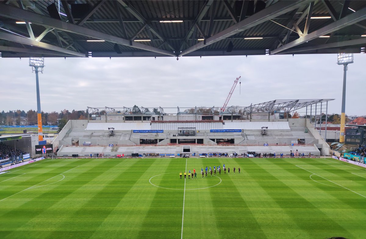 duck112's tweet photo. Kann losgehen!
#fcsp #d98fcsp #coronaistkacke https://t.co/Pgma2UjM6E