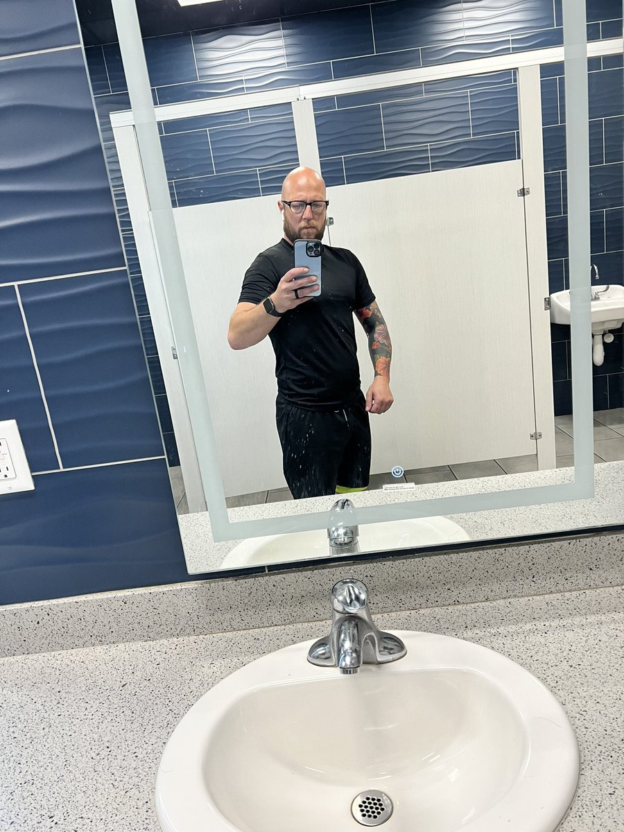 Scooner76's tweet photo. Taking my health back a little at a time. Thank you #crunchbrandon for the assist. From New Years to today!! https://t.co/TrTwDslKek