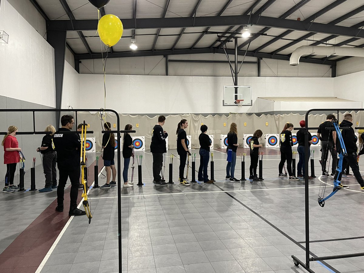 ArcheryBearcat's tweet photo. All ten meter shooting today at #Upstate Thanks Giving Tournament w/#VelosArchery https://t.co/zIbx8IF0ym
