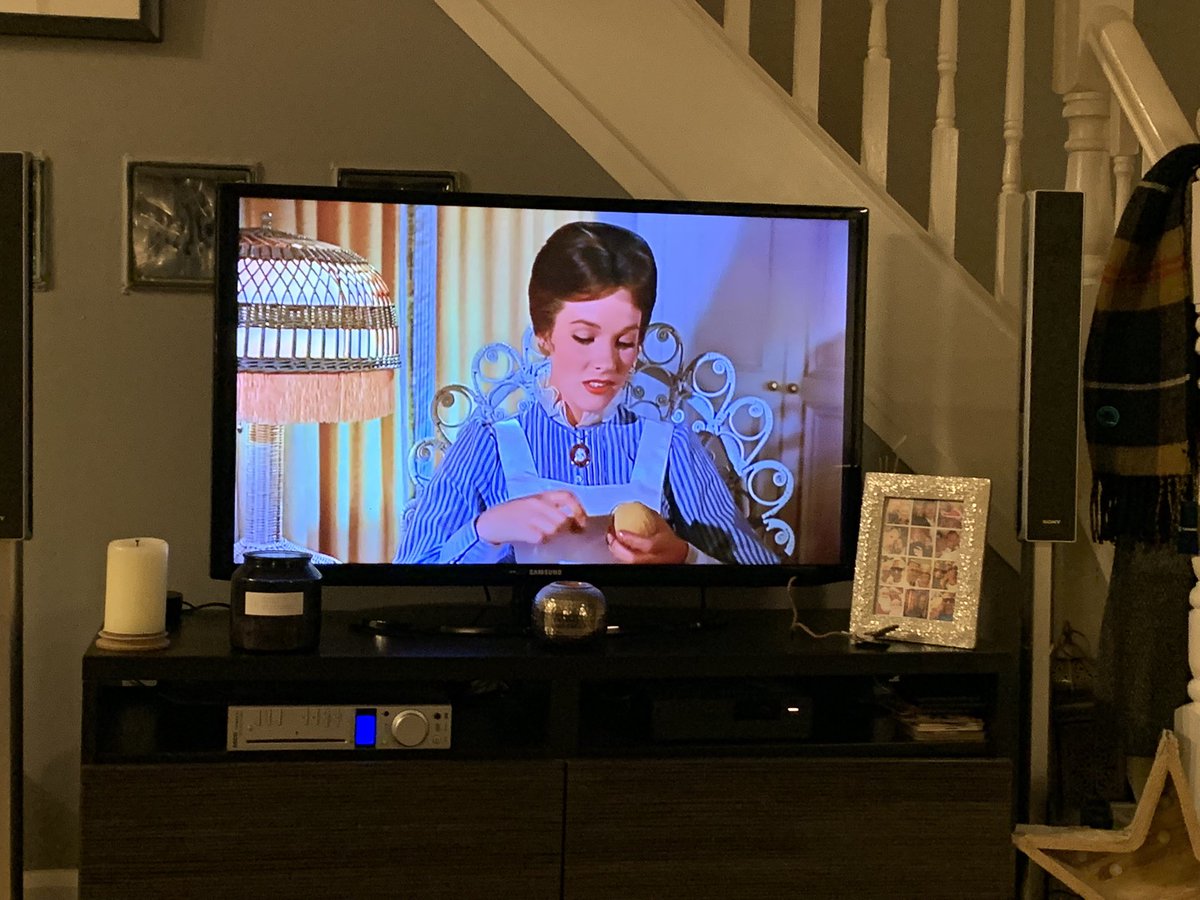 Mrstraws's tweet photo. A nice long 10mile walk to blow the cobwebs out, now home eating crisps and watching Mary Poppins! #walking #exercisedone https://t.co/6oC3rQnUGF
