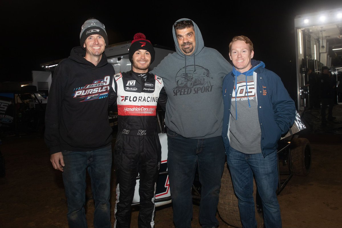 MAJ1KRacing's tweet image. Dave Vertullo gave these boys @ChuckGurney @KyleLarsonRacin @BradSweet49 an opportunity at a very young age to compete in a sprint car. Now Dave has snatched his next future driver Owen Larson!