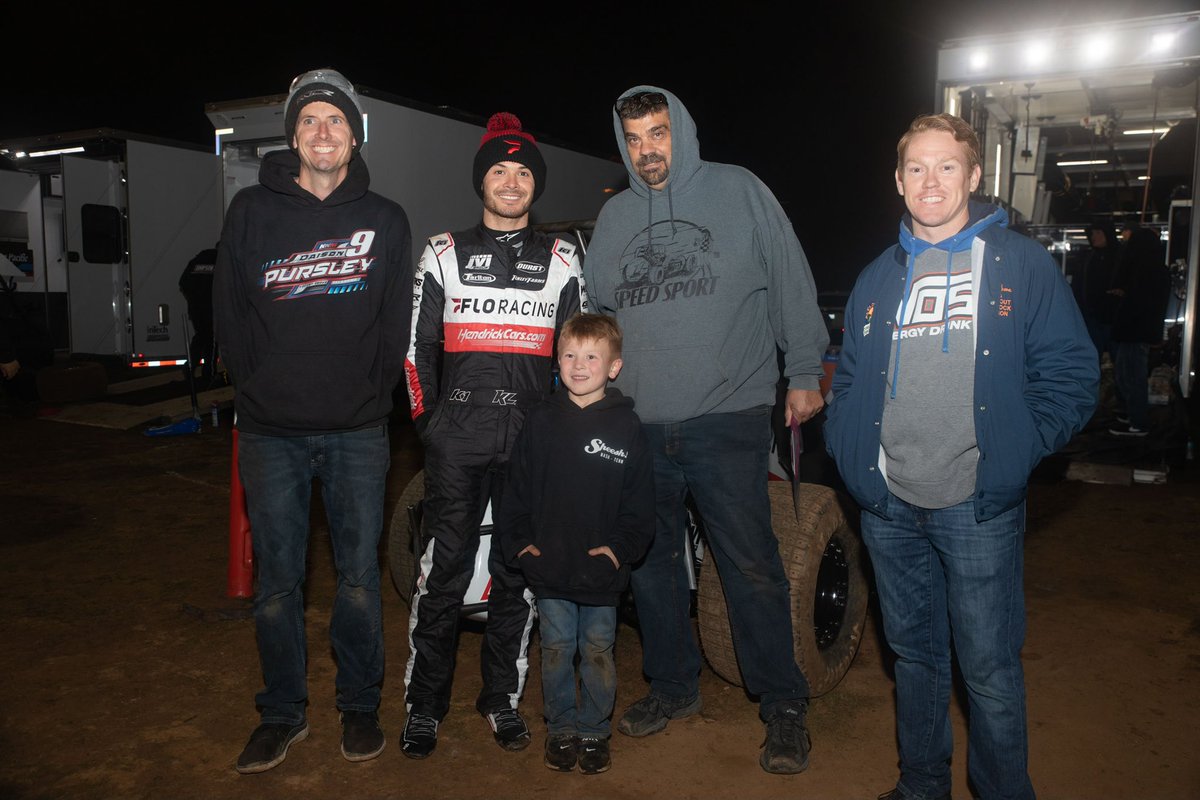MAJ1KRacing's tweet image. Dave Vertullo gave these boys @ChuckGurney @KyleLarsonRacin @BradSweet49 an opportunity at a very young age to compete in a sprint car. Now Dave has snatched his next future driver Owen Larson!