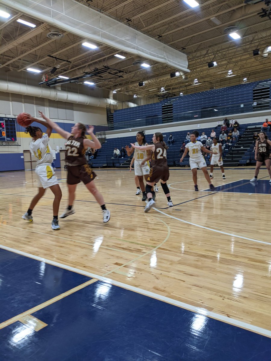AlterGirlsBball's tweet photo. ... the season's underway with JV action πβοΈ #GoALK https://t.co/YYbXzHzO5g