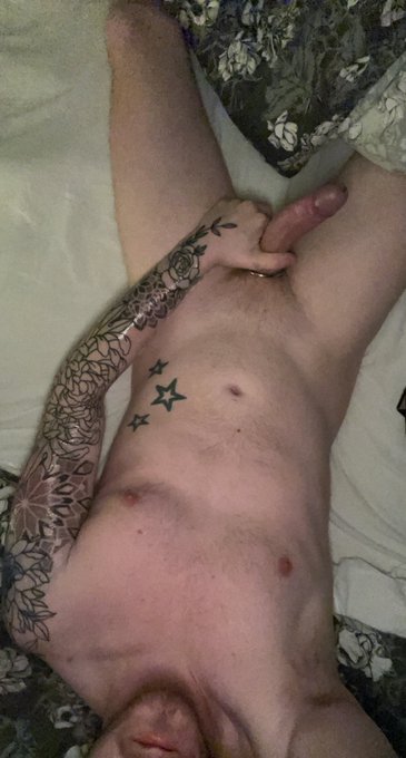 Hard cock ft sleeve ? https://t.co/eHkwBm1Sig