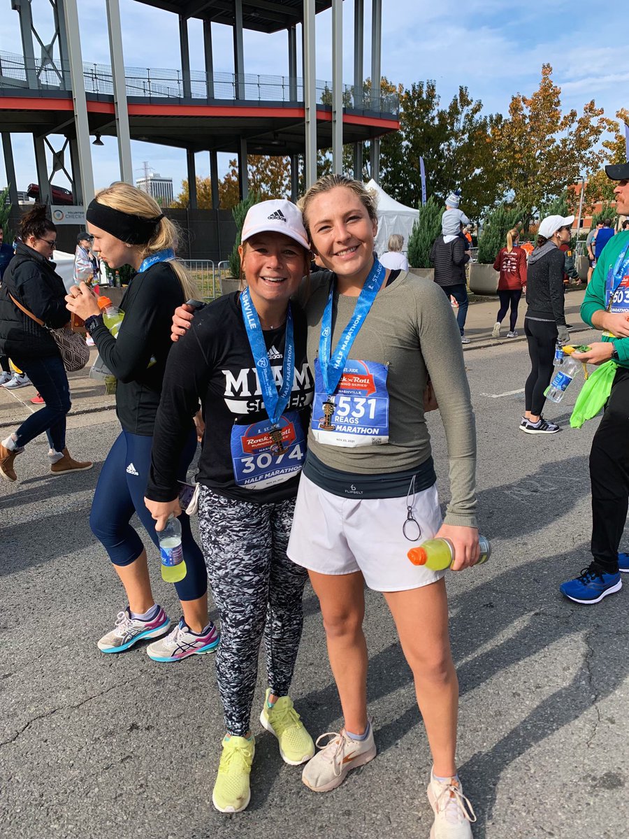 Kimmy_Mac03's tweet photo. Went on a little run this morning, and got to catch up with retired RedHawk @FleckReagan‼️⚽️❤️ #RetiredAthletes #SoccerStud #MissYou https://t.co/F2oDqHyVkg