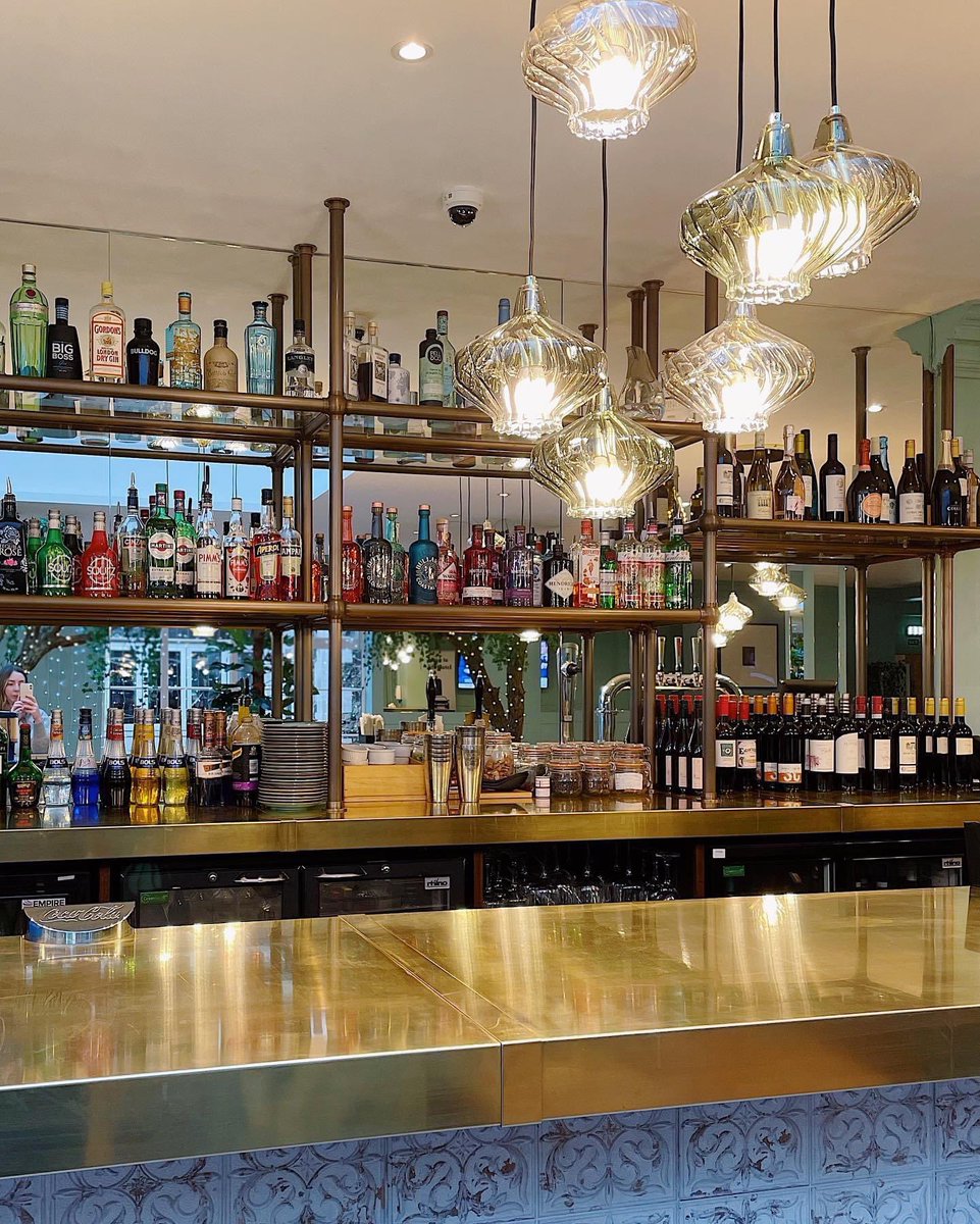 Say hello to our NEW BAR! 🙌🏼✨.
.
This week our bar had a pretty big makeover! Come along and see it for yourself 🥂 .
.
.
#newdecor #design #decor #interiordesign #restaurant #restaurantdesign #newbar #thecliffhotel #gorlestononsea #gorlestonbeach #norfolk #norfolkcoast