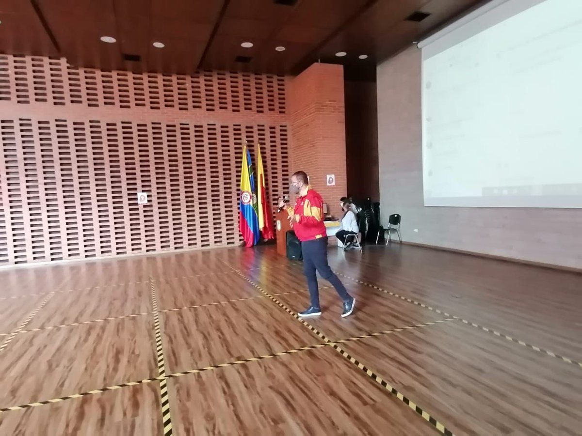 BogotaParticipa's tweet photo. #AEstaHora | El Consejo Local de Propiedad Horizontal de Fontibón adelanta conversatorio sobre las implicaciones de la reforma Ley 675 de 2001.

🙋🏽‍♀️🙋🏽‍♂️ https://t.co/vMr3yJ1I6b