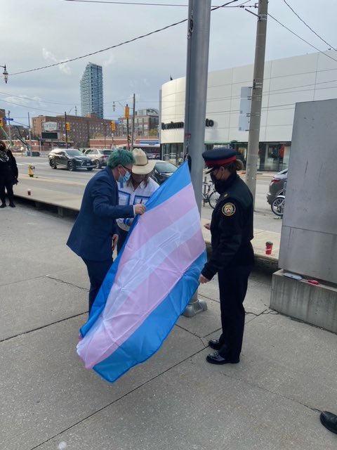 Toronto Police tweet media