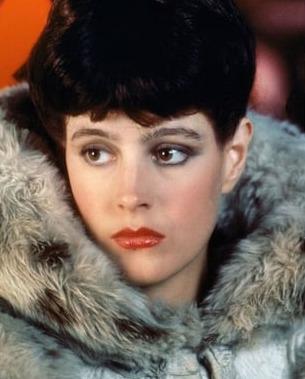 Happy Birthday, Sean Young ! 