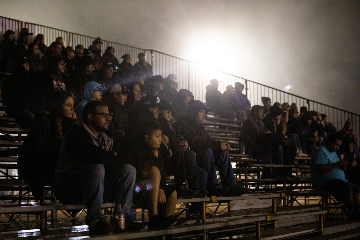 RubyWallau's tweet photo. Fans came out to see NASCAR Cup Series champion Kyle Larson compete on the dirt-track for this weekend's Hangtown 100. 📸 for @NASCAR https://t.co/qpOP59rR3E