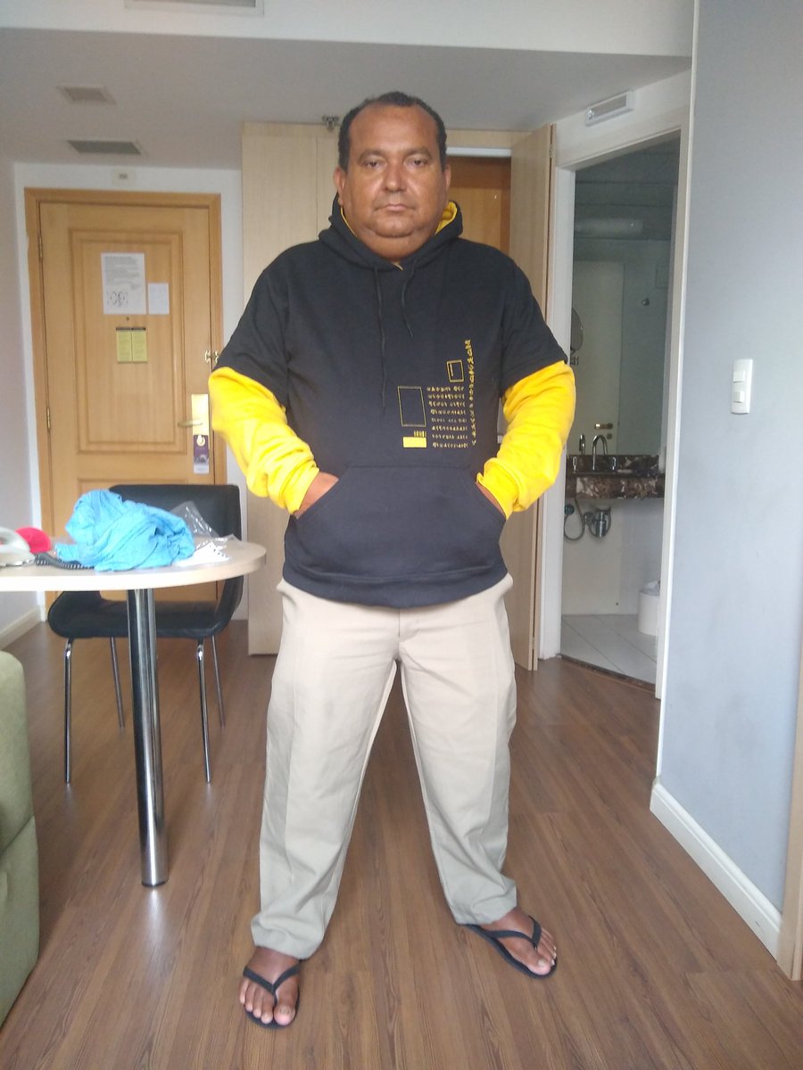 Presente  de cellbit  gotejo  valeu Ednaldo Pereira