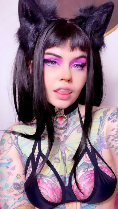 do you like my ears 🥺👉🏻👈🏻 https://t.co/5zF1TpMgEJ