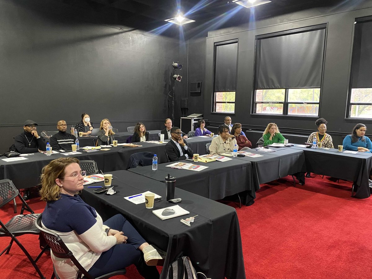 JustinMBibb's tweet photo. During the transition, we’re sitting down with leaders and community organizations across the city for briefings on top priorities. Yesterday, we received an Arts and Culture briefing at @KaramuHouseInc. Thankful to everyone involved for this open conversation. #TransitionCLE https://t.co/UYl18x4p5z