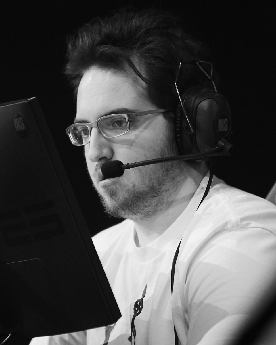 ValorantEsports's tweet photo. #VALORANTChampions Group A:

@Envy 💥
@X10CRIT 💥 
@VivoKeyd 💥
@AcendClub 💥

Who makes it to the Knockout Stage? Reply with flags only 🇺🇸 🇹🇭 🇧🇷 🇪🇺 https://t.co/vb3daR5N1c