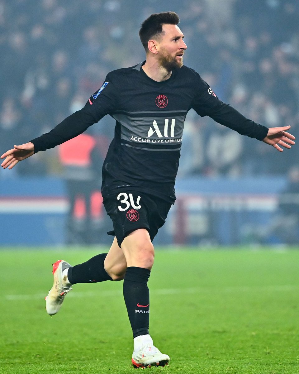 MESSIÉ ❤️3⃣0⃣❤️