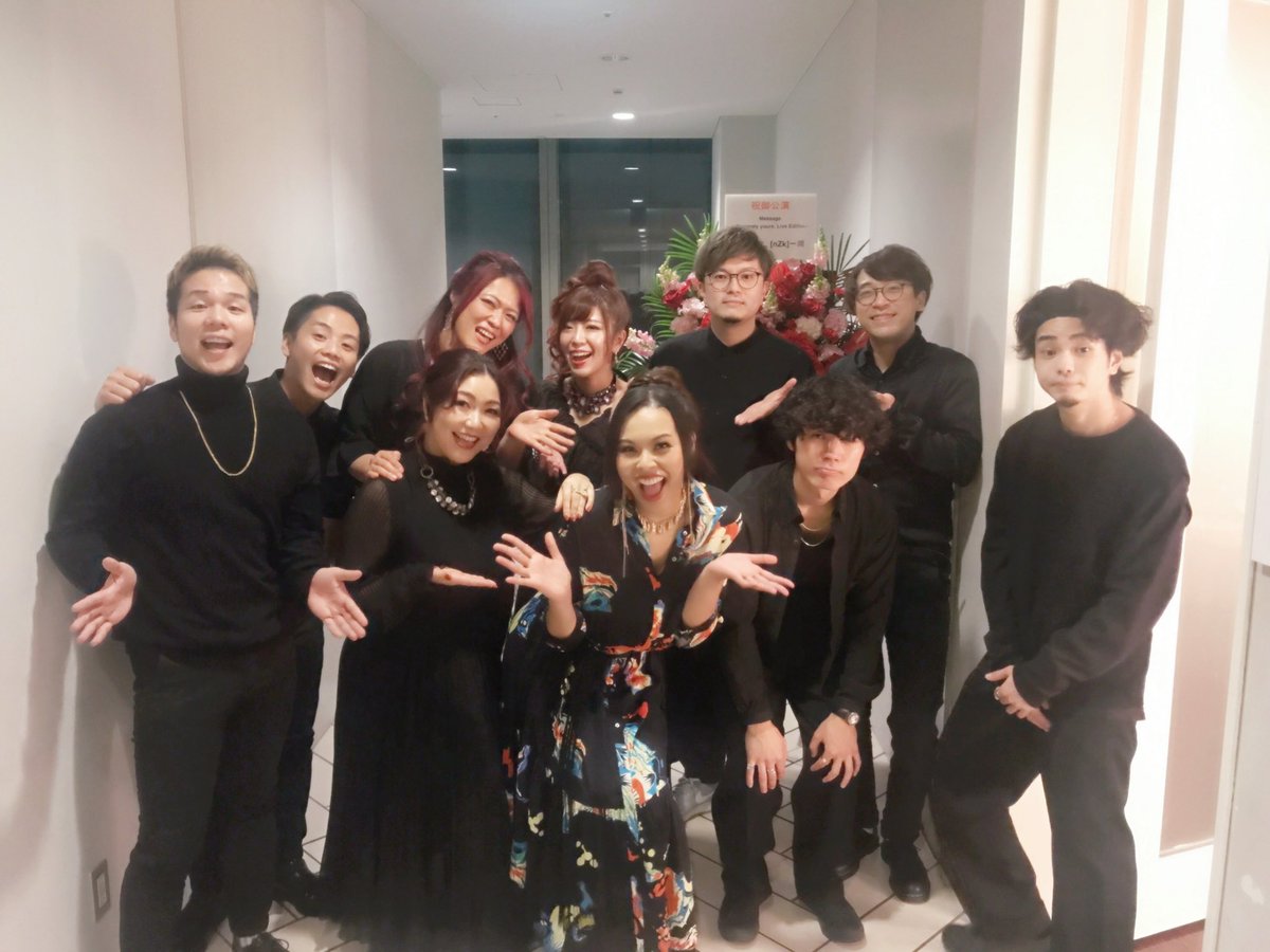 TTAKETOSHI's tweet photo. 昨日はELIANAさんのバックコーラスを有坂美香&amp;The Sunshowersのメンバーとして出演させていただきました！
本当に耳が幸せな1日でした！！！

最高に楽しかった！！！
皆さん本当にありがとうございました！！！

#有坂美香 #有坂美andthesunshowers 
#gospel #backvocal #singer #chorus https://t.co/KYrZ0SejBE