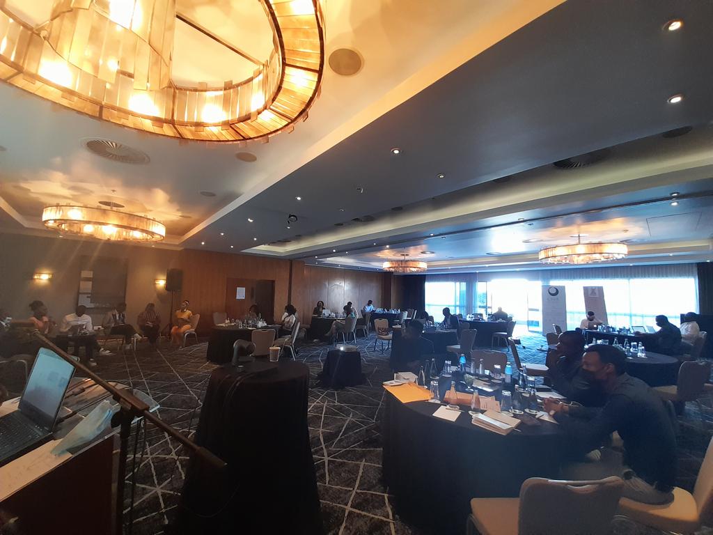 SAYoF_Official's tweet photo. 3 questions that can be addressed in wrkn 2gthr
1. Hw do we innovate together for us to achieve good governance.
2.What is next for us
3. What opportunities are we going to create for the region #SADCYouth #NSAConferenc #CoCreatingSolutions @_CSVR @theECFSADC https://t.co/0iNxC7V0Z0