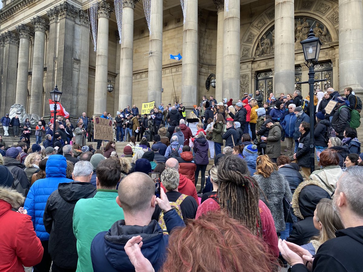 AndyShaw1's tweet photo. “They have used up our goodwill. They are destroying our humanity and our freedoms”
#Leeds #NoVaccinePassports #FreedomDeclaration https://t.co/kOZOApxda7