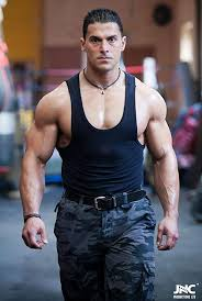 merlinpapin3's tweet photo. On souhaite un Bon Anniversaire à #SilvioSimac qui a 48 ans, on peut le voir dans
Danny the Dog
Transit 17
Un Seul Deviendra Invincible
Le Transporteur 3
L'Homme du Tai Chi
Ten Dead Men
@Jouxplane83 @FredOL69007 https://t.co/zWl86iWydx