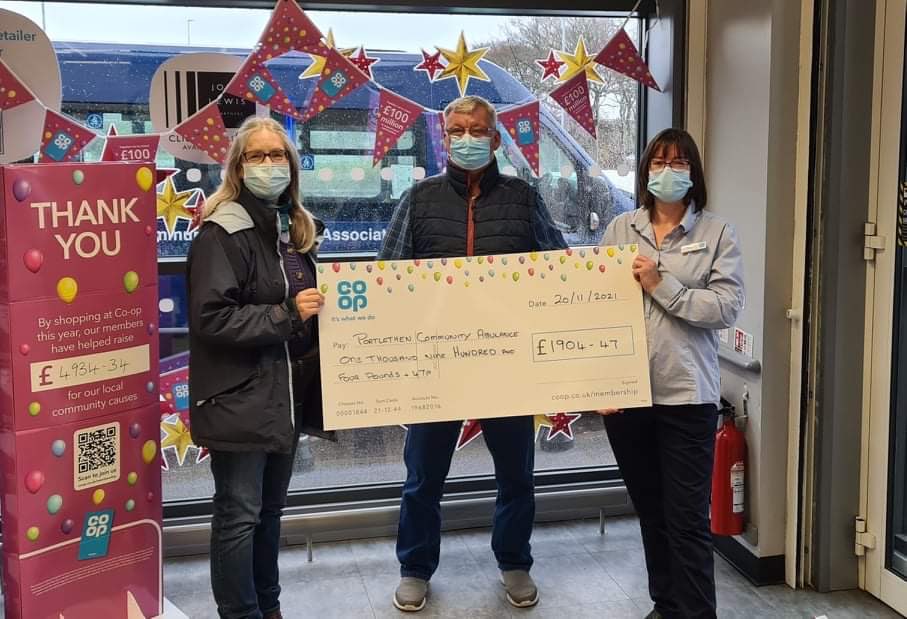 CossansSharon's tweet photo. Celebration day pay out for Leathanfields’s, portlethen community ambulance, combined local cause for Leathanfields’s and cove bay #makemomentsmatter #north #itswhatwedo #kirstyezady #kevpacitti #ryananderson #patriciaodber #michaelmcarthy https://t.co/y9POWqsyCX