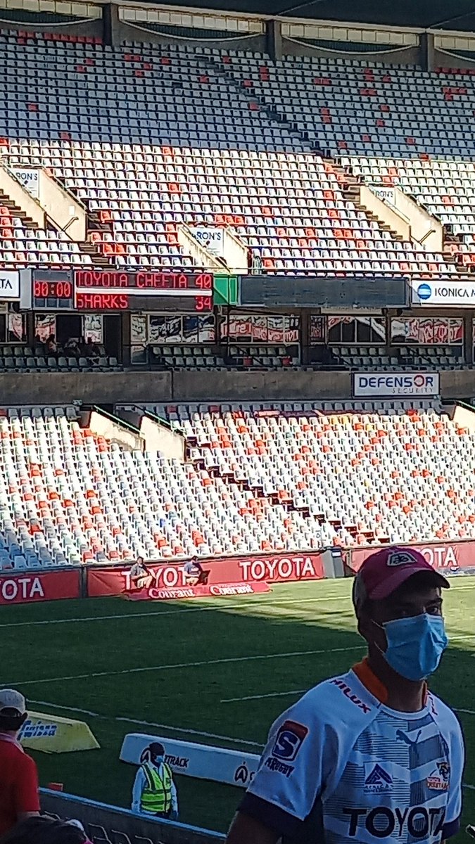Reneblondie's tweet photo. #ToyotaLegendSupport leke wen Cheetahs!!!!! https://t.co/VqT3a5byHG