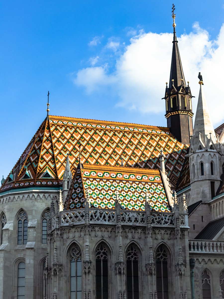 CAN YOU GUESS where we are today? Here's 3 clues 👀 🔍
⠀⠀
✔️ It's beside the famous, Disney-like attraction in Budapest 🤔
⠀
✔️ See stunning views of the city  😍 
⠀
✔️ You’ll explore it on our #CSHighlightsofBohemia 🇭🇺 

Join us 👉 bit.ly/3HCqim0
 
📷 @voyagematese