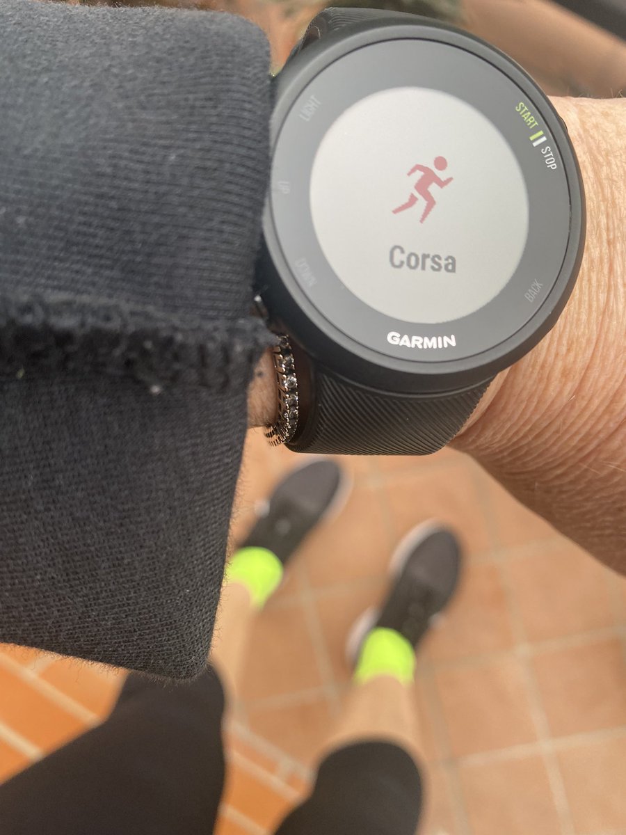 Emystarlight's tweet photo. #runnigtime #playlistmastersheart❤️ https://t.co/6dCctY5wD3
