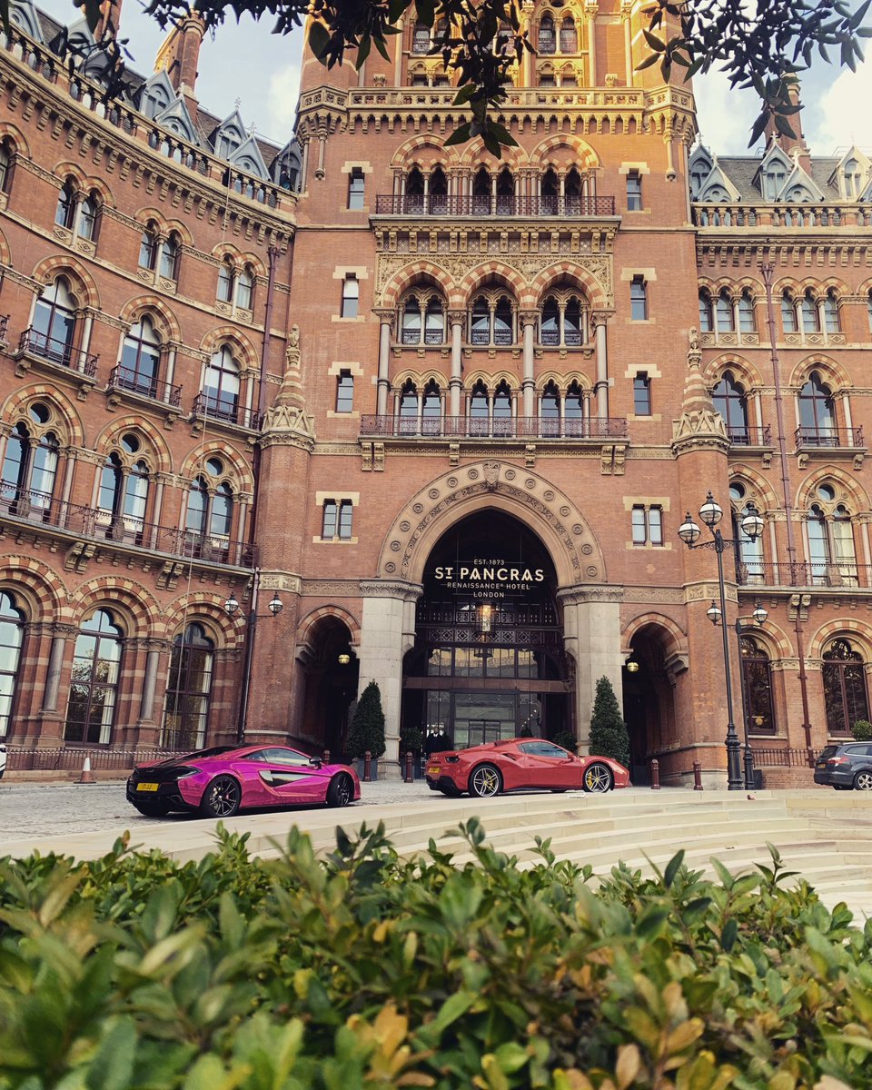 Freedom_Taxis's tweet photo. Another great trip into Central London. Now heading back out. Thank you for riding with us. For your travel needs visit us at https://t.co/edijnKusty https://t.co/cBT9D0SM6c
