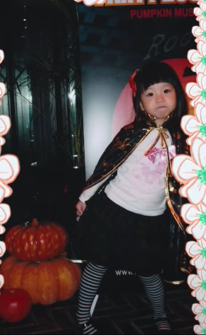 wonyouu's tweet photo. baby wonyoung 🥺👶🏻 https://t.co/bgX8u4ErA6