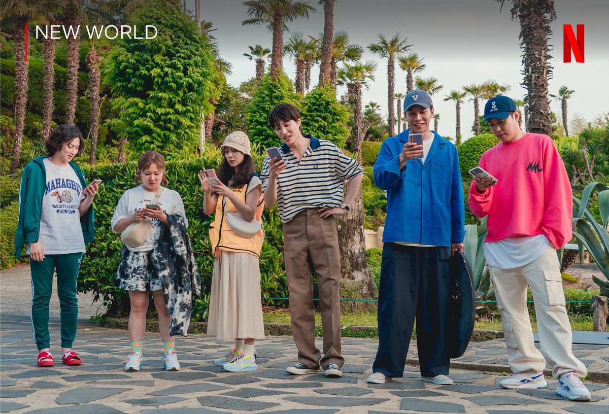 netflixth's tweet photo. เรียลลิตี้ ‘New World’ เข้า Netflix แล้วนะฮะ 🌎
ใครที่เป็นแฟนของหนุ่มสาวแก๊งนี้ ได้เวลามาตะลุยภารกิจแข่งกันชิงเงินรางวัลกลับบ้าน กับ ‘อีซึงกี-อึนจีวอน-คิมฮีชอล-โจโบอา-พัคนาแร และ ไค’ 

ทุกคนมาเชียร์ใครกันบ้าง ส่งเสียงหน่อยยย 🎤

#NewWorld #NetflixTH https://t.co/jCzsquV0Un