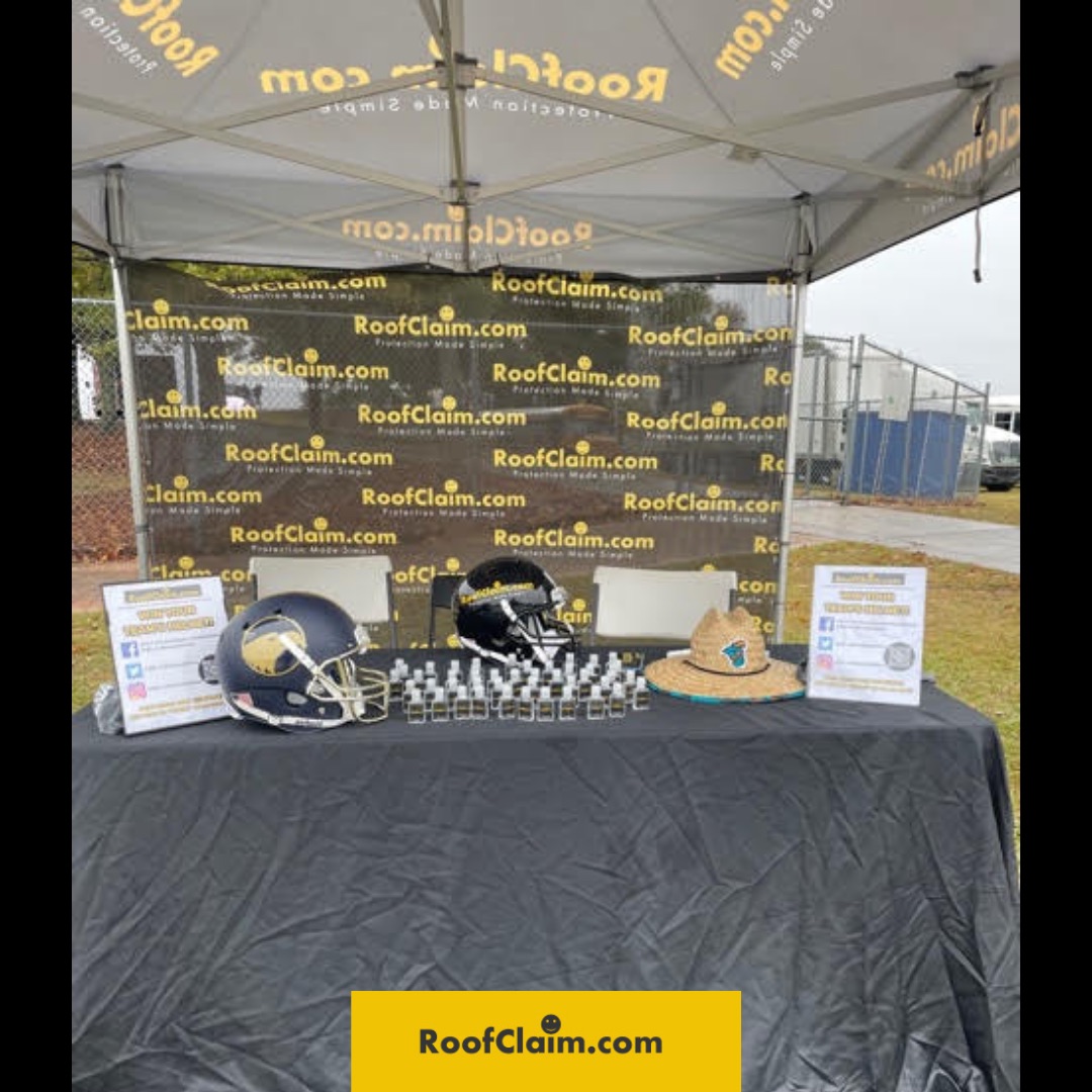 BrianWedding111's tweet photo. Find us today at the @Pitt_fb tailgate in Pittsburgh, PA! @cfbtailgatetour #RoofClaimTailgate #protectionmadesimple https://t.co/pfBi0gX5e6