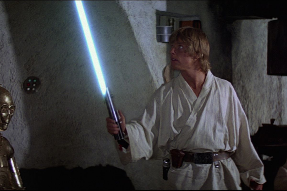 ThePfeiferCon's tweet photo. What is your favorite sound in Star Wars? Here are a few of ours! https://t.co/bjNqYloWHw
