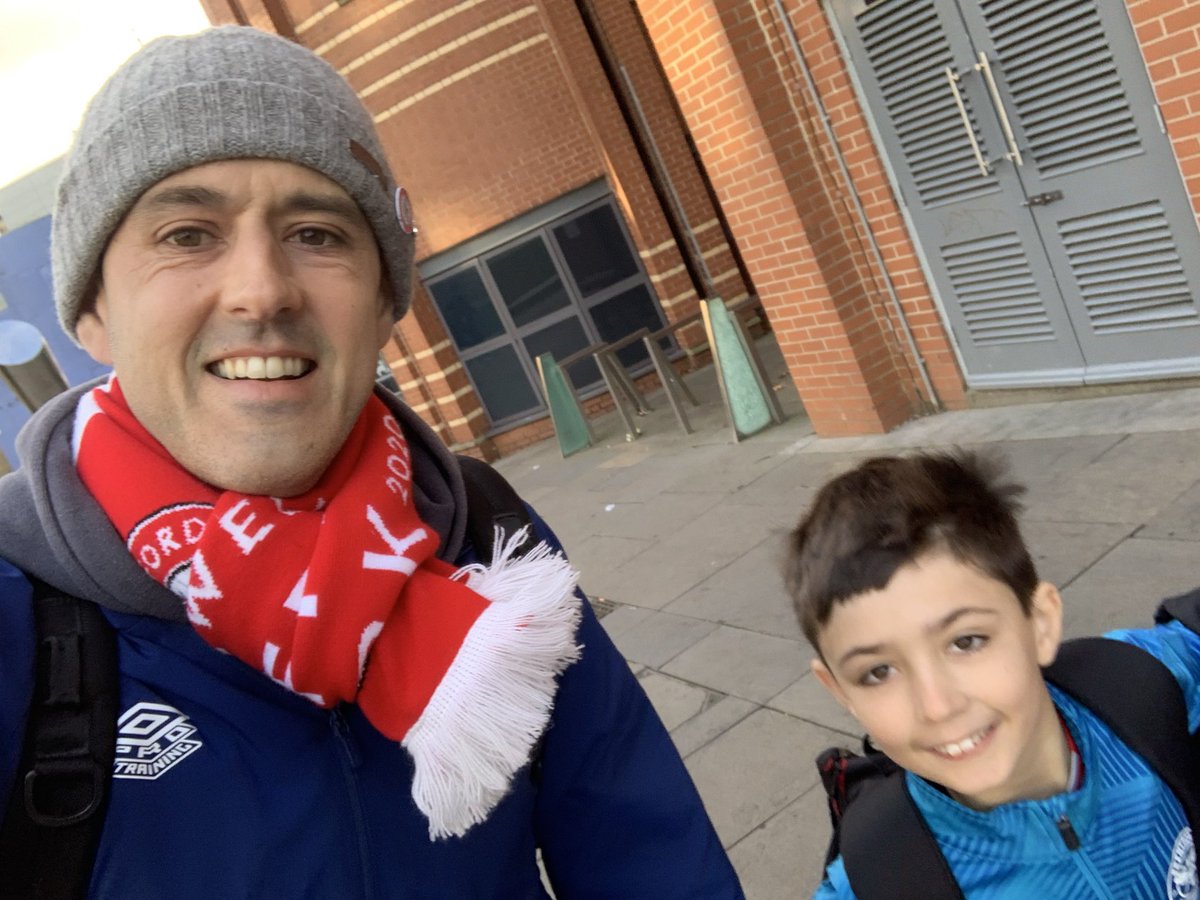 Jamiepowell79's tweet photo. Off to watch #BrentfordFC take on the richest football club in the world!! https://t.co/jHzLtt4kd4