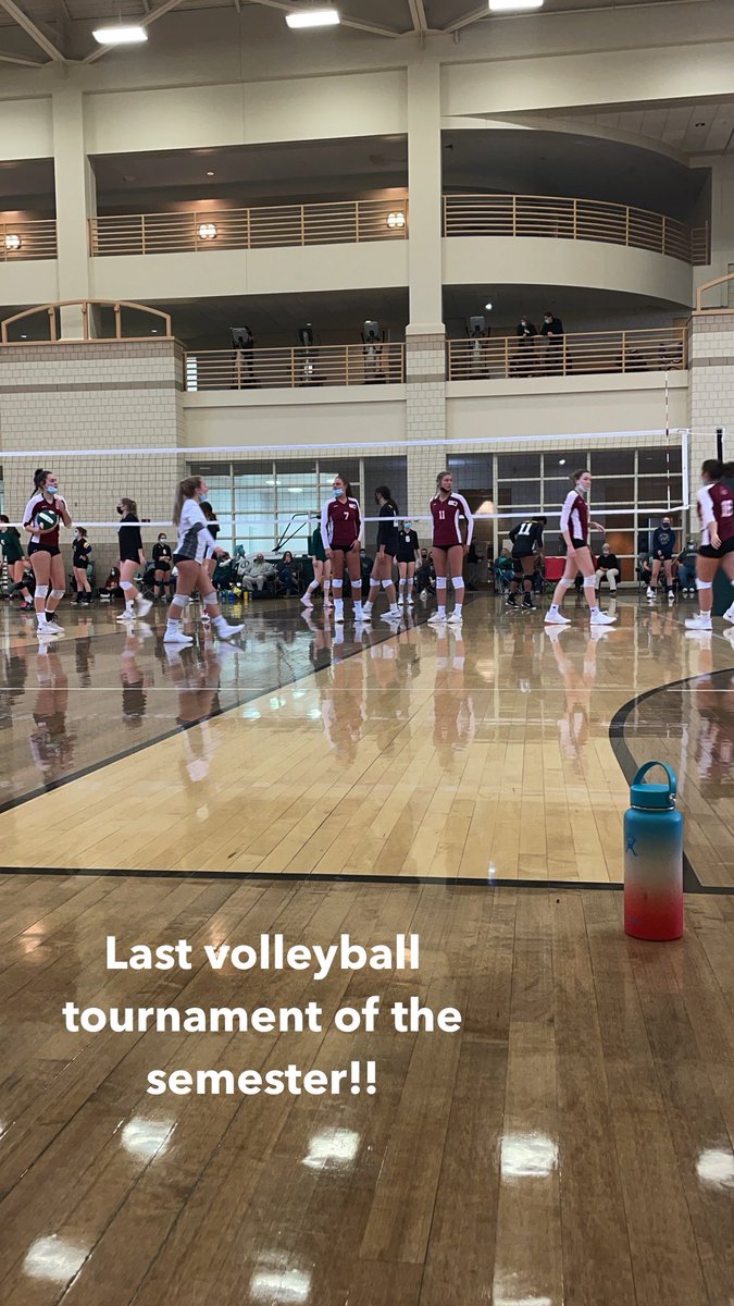 RachelNeer2's tweet photo. Last tournament of the semester!! Go Zips!!🦘💙💛 https://t.co/QZYFQ8kHK1
