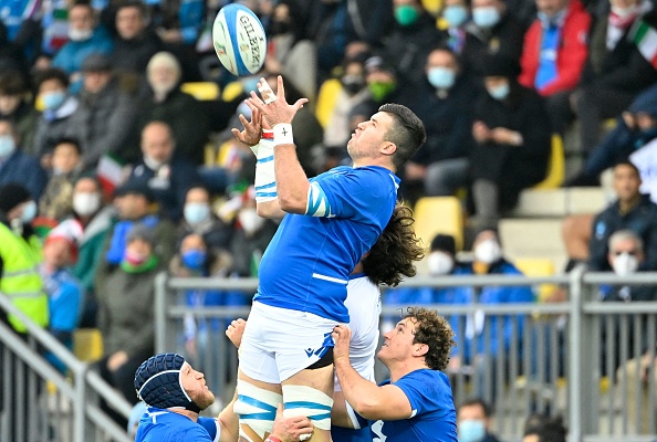 ScrumESPN's tweet photo. 52´ ⏱️ Try del seleccionado italiano, lo apoyó #Faiva. 

🇮🇹 17-3 🇺🇾

En VIVO en #StarPlusLA:
-> https://t.co/ppSCewOU5a

#MiraloEnStarPlus https://t.co/dYqdC4tNcU