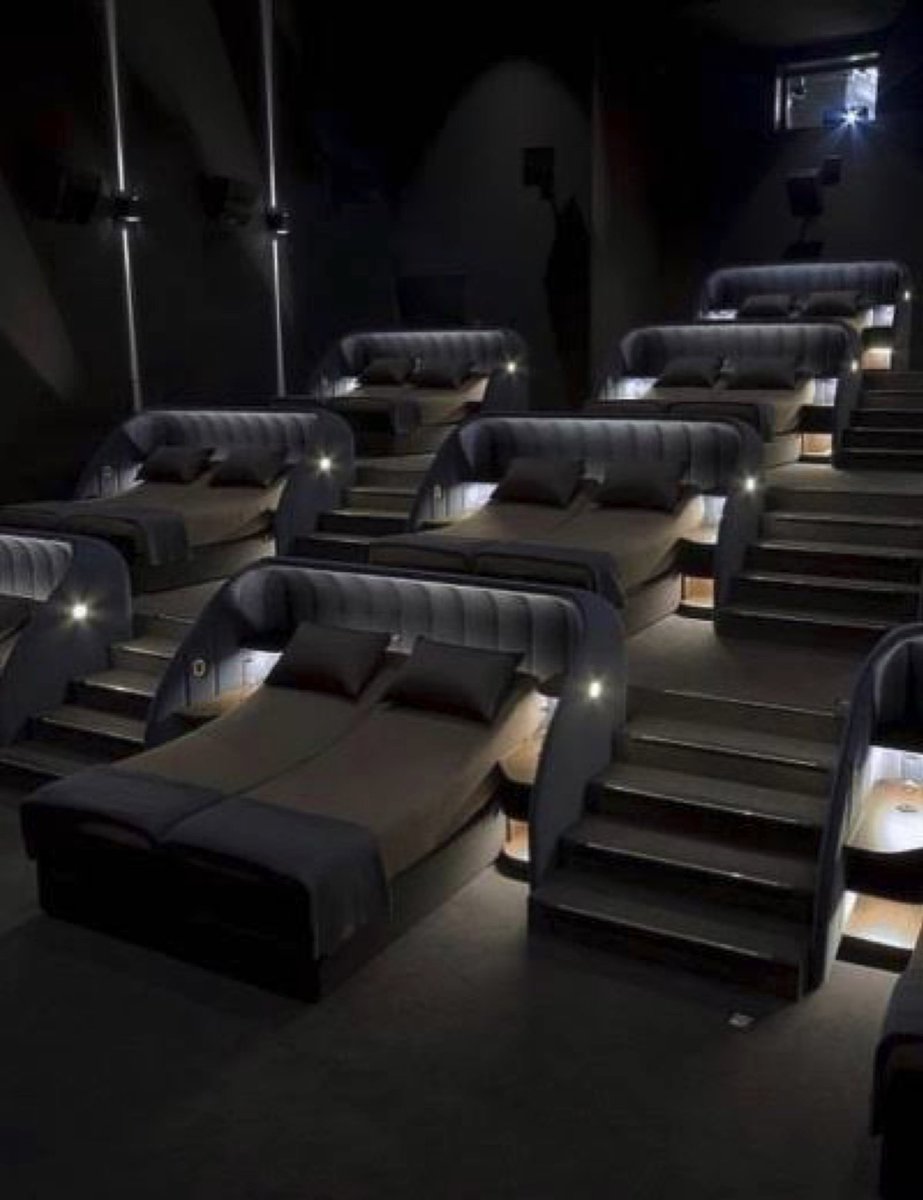 I EVEN SEARCHED On HOW BLaCK DIAMOND VIP ROOM LOOK LIKE!!! -

and.... HELLO, JunJUn?? 
iS The ROOM LIKe THiS?????!!!
WHAT'S THE MEANIng Of ThIS?! WHAT WaS YOur GOAL!!?😀