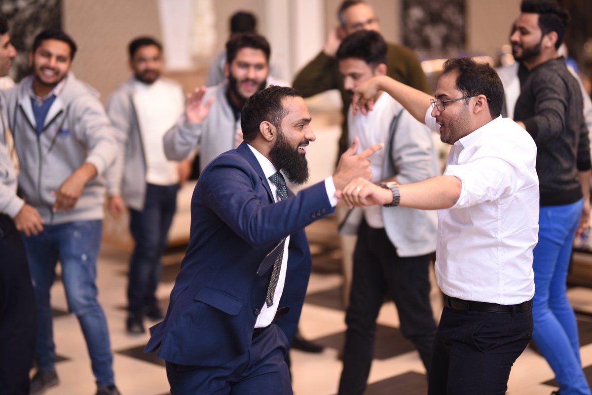GenesisLabCom's tweet photo. Here are some beautiful moments of pure joy and happiness. The smiles and laughter all around had the aura and essence of the liveliness of entire RNS Solutions
#rnssolutions #RNSfamily #awardceremony2021 #annualdinner #music #Dance #fun #smilesallaround https://t.co/37GcIB0LYP