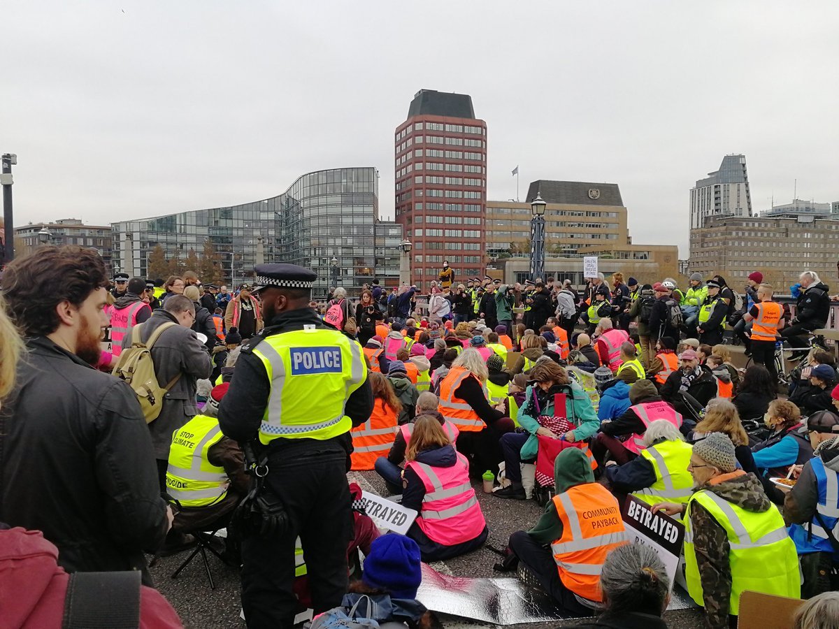 XRGreenwich's tweet photo. Sitting here in solidarity with #IB9 and #JamesBrown

That's 10 people in jail, more coming, simply because they are asking our government to act decisively on climate change by using the only power they have:

Their voice
Their democratic #right 
#actnow
#Democracy
#courage https://t.co/bBsxaUmIo1