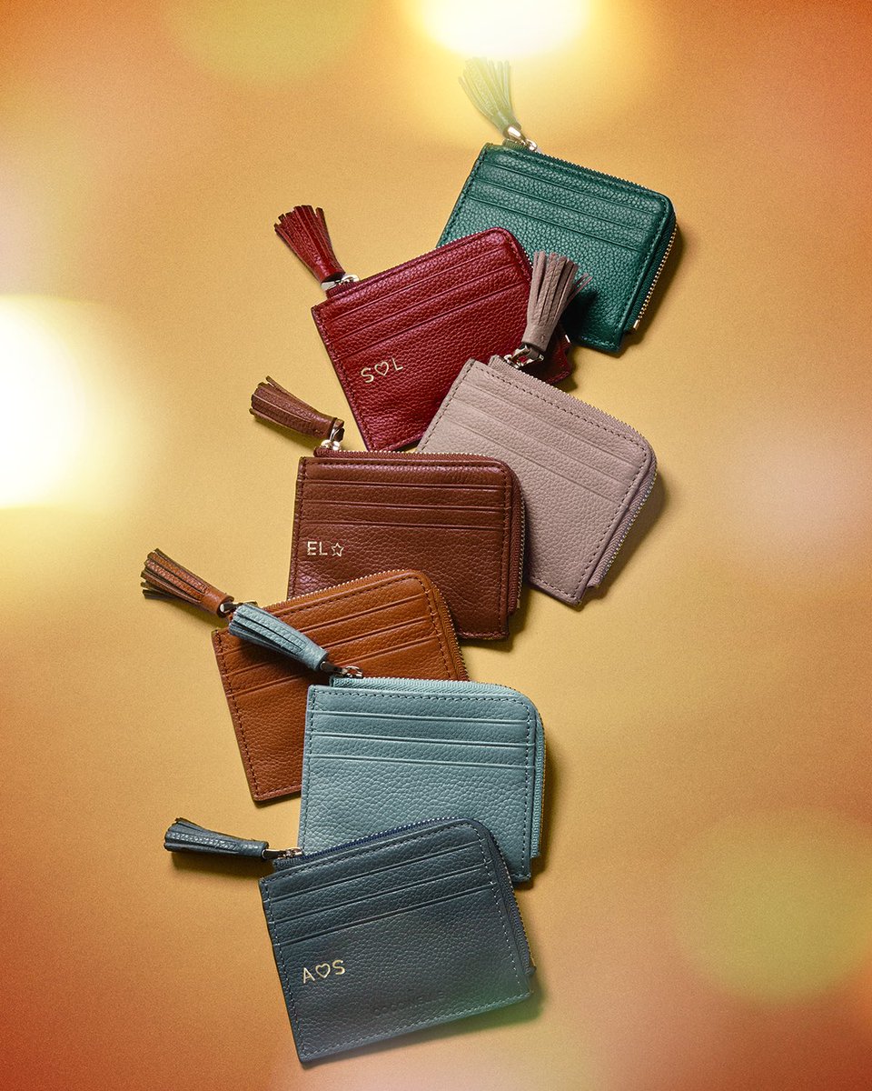 Coccinelle1978's tweet photo. Add a personalised touch to make your gift unique.  #Coccinelle #Winter21 #ASeasonToWish #Personalise #Wallet #GiftGuide https://t.co/QKaPDx5Odr