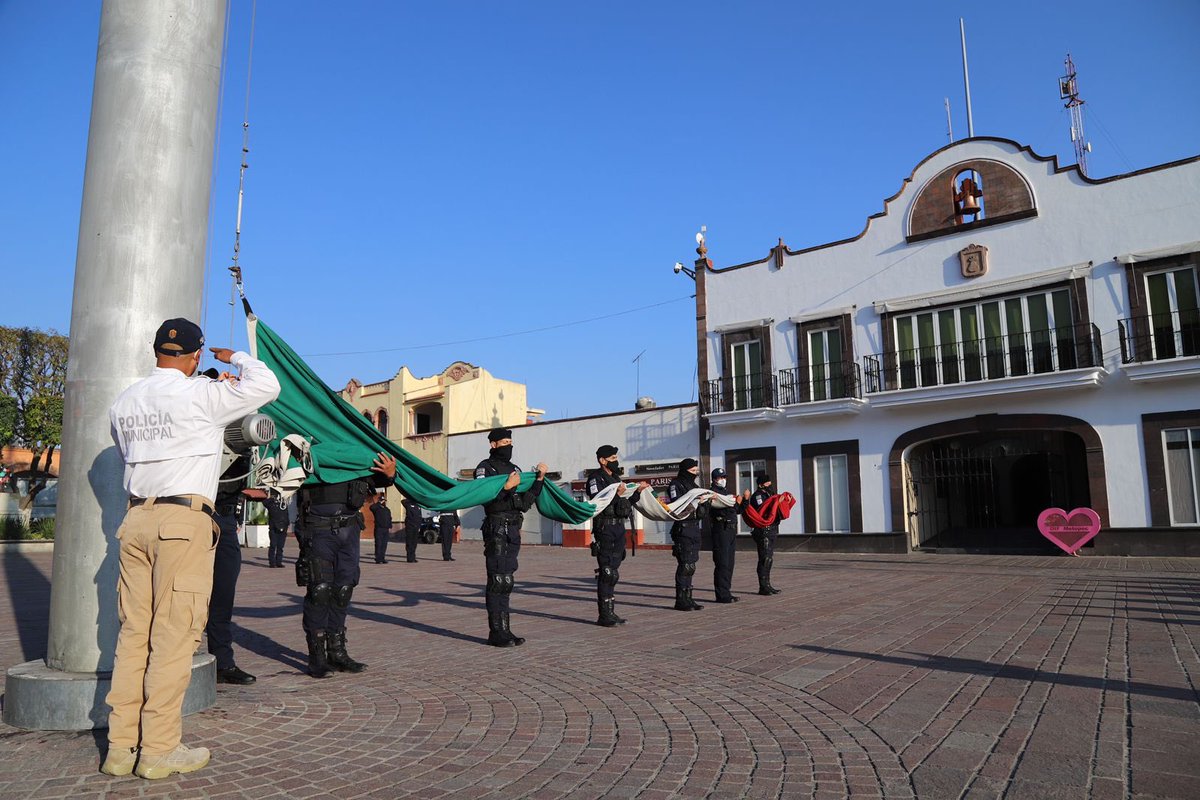 GabyGamboa_S's tweet photo. Hoy celebramos el 111 Aniversario del inicio de la Revolución Mexicana. Desde Metepec recordamos con gallardía y honor una de las luchas por la democracia que transformaron a México. https://t.co/I3JLyB7KuS
