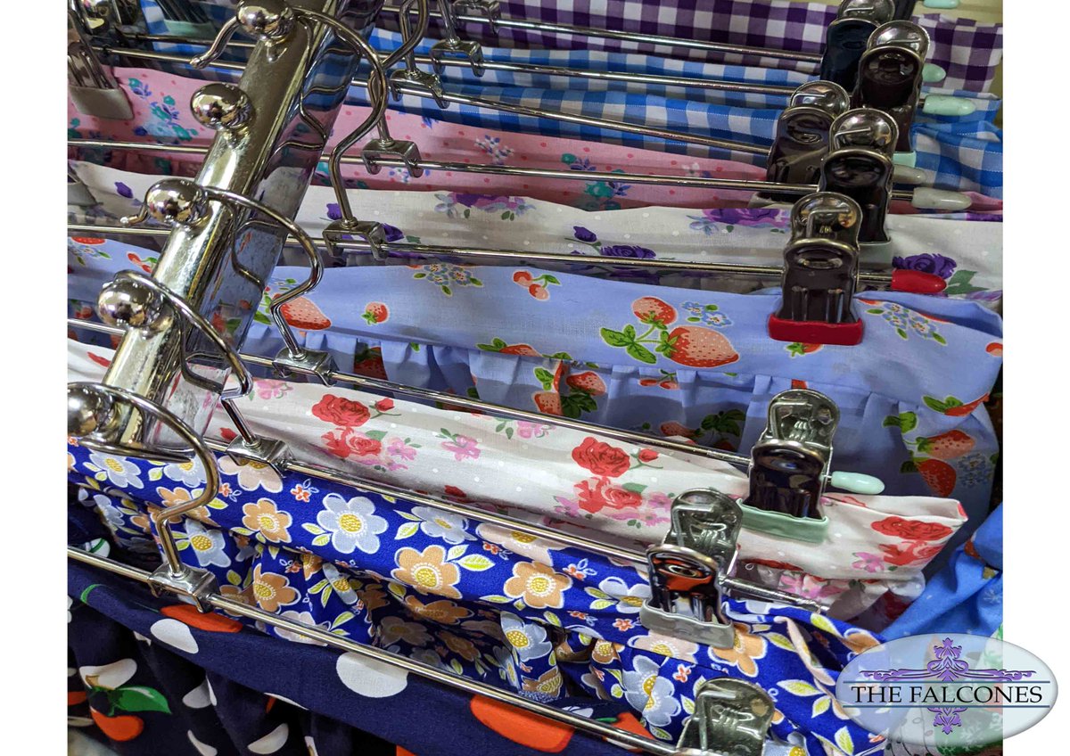 Our Best Seller! Blue with Daises Waist Apron. Only £8.99 Each and free postage to the UK.
Visit our Etsy shop to purchase yours, we have plenty of our designs too.
etsy.com/uk/shop/Falcon…

#HandmadeInUK #Flowers #etsystore #SmallBusiness #Homeware #giftideas #Christmas2021