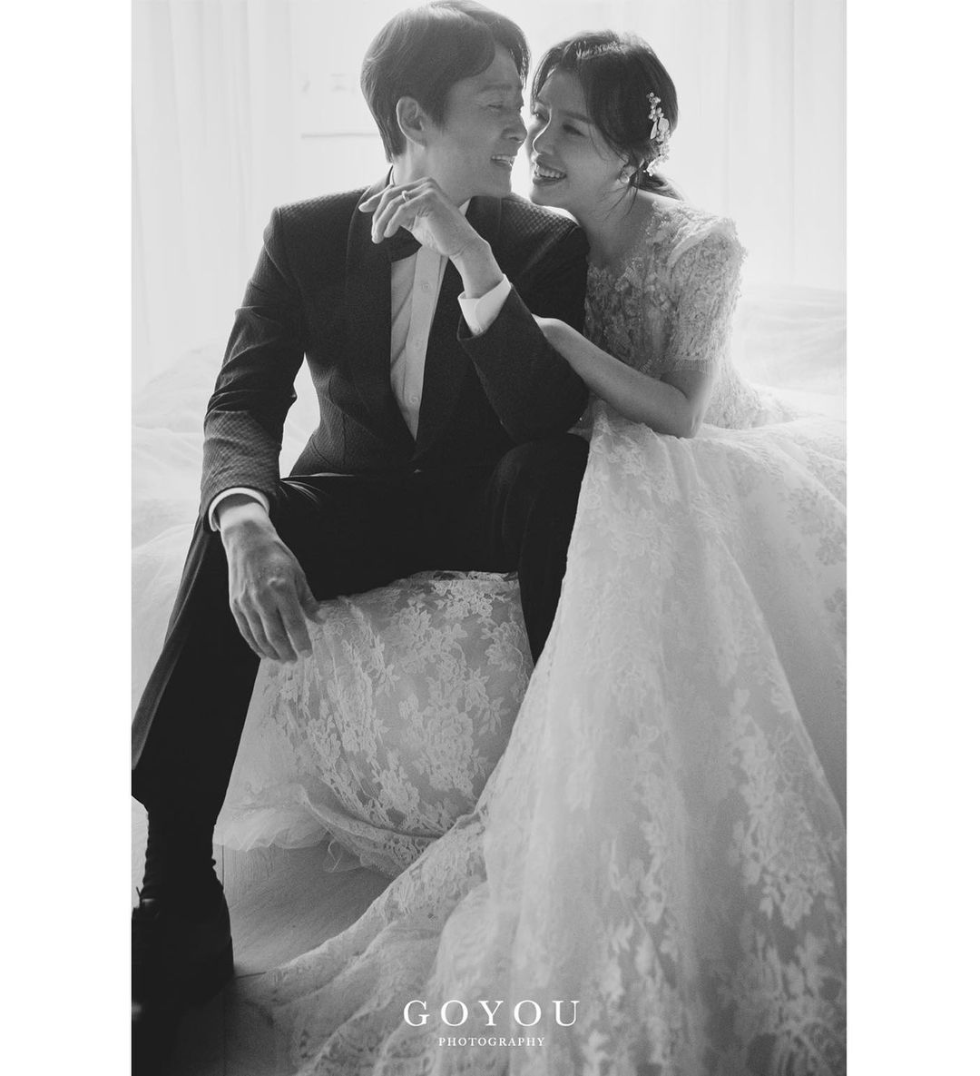 MPD626's tweet photo. Happy 28th wedding anniversary to the best celebrity couple in SK
#ChoiSooJong #HaHeera
🥰🤗🎉🎊 https://t.co/vtiMj51YtO