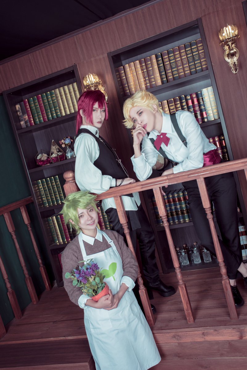 _wolhwan_'s tweet photo. 쿠키런 킹덤 
(COOKIE RUN KINGDOM)

Vampire cookie - @pangoo00 
Sparkling cookie - @orosa13 
Herb cookie - @_wolhwan_ 

Photo by. @X9_na_Photo https://t.co/YaN6Mgxe5C