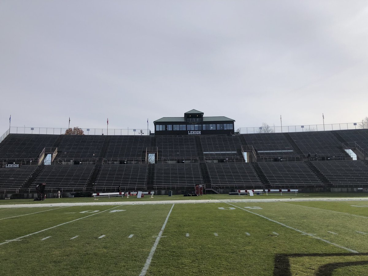 LehighAthEvents's tweet photo. The stage is ready for 157.  #GoLehigh @LehighFootball https://t.co/353DOUmvkF